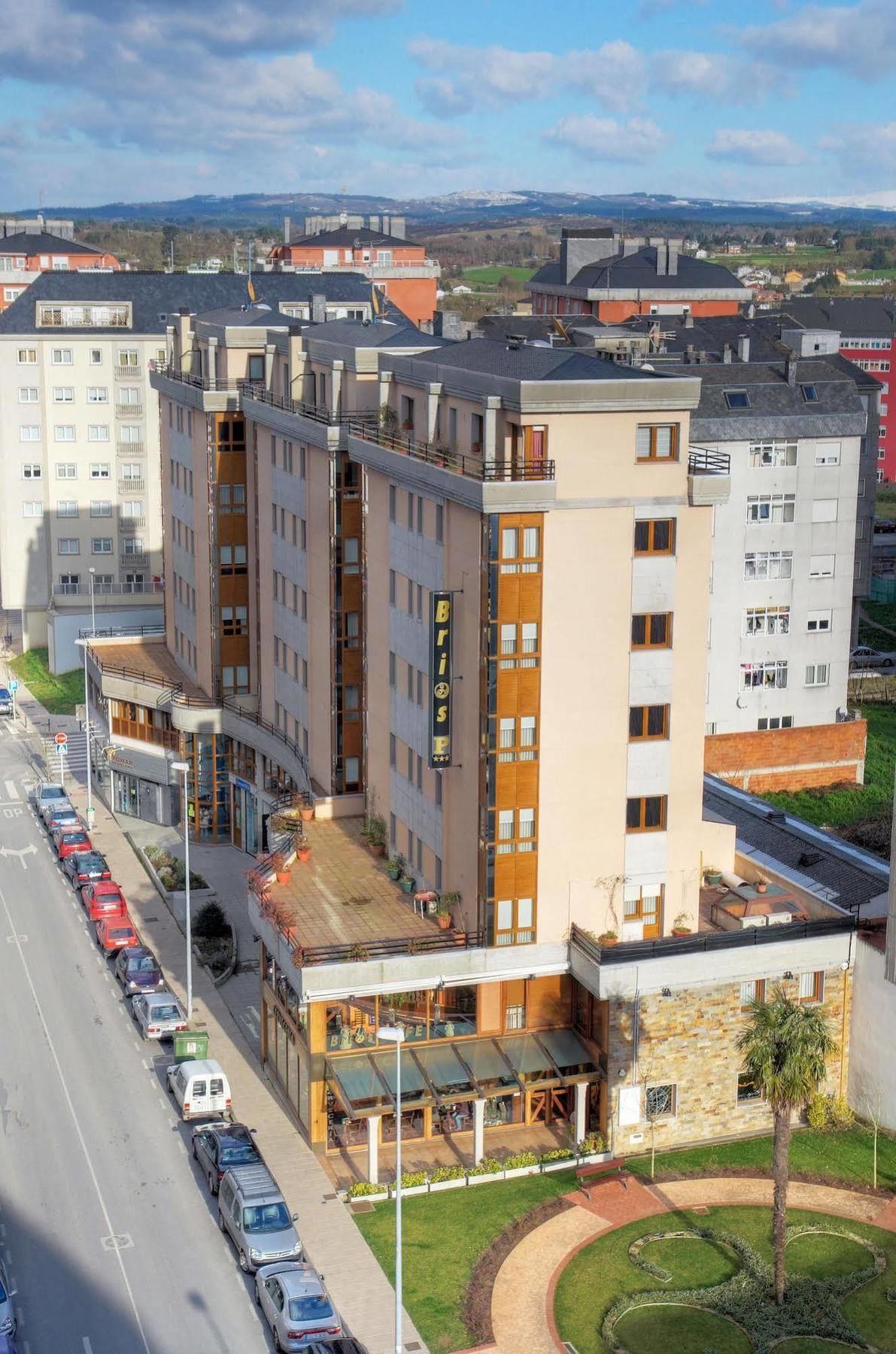 Hotel Brios Lugo Bagian luar foto