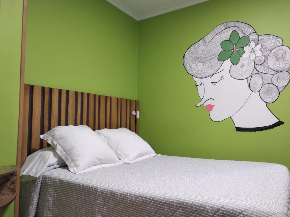 Hotel Brios Lugo Bagian luar foto
