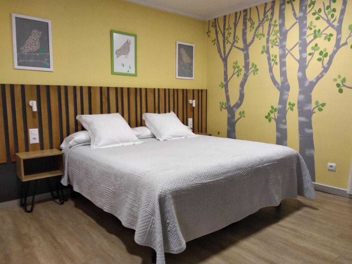 Hotel Brios Lugo Bagian luar foto